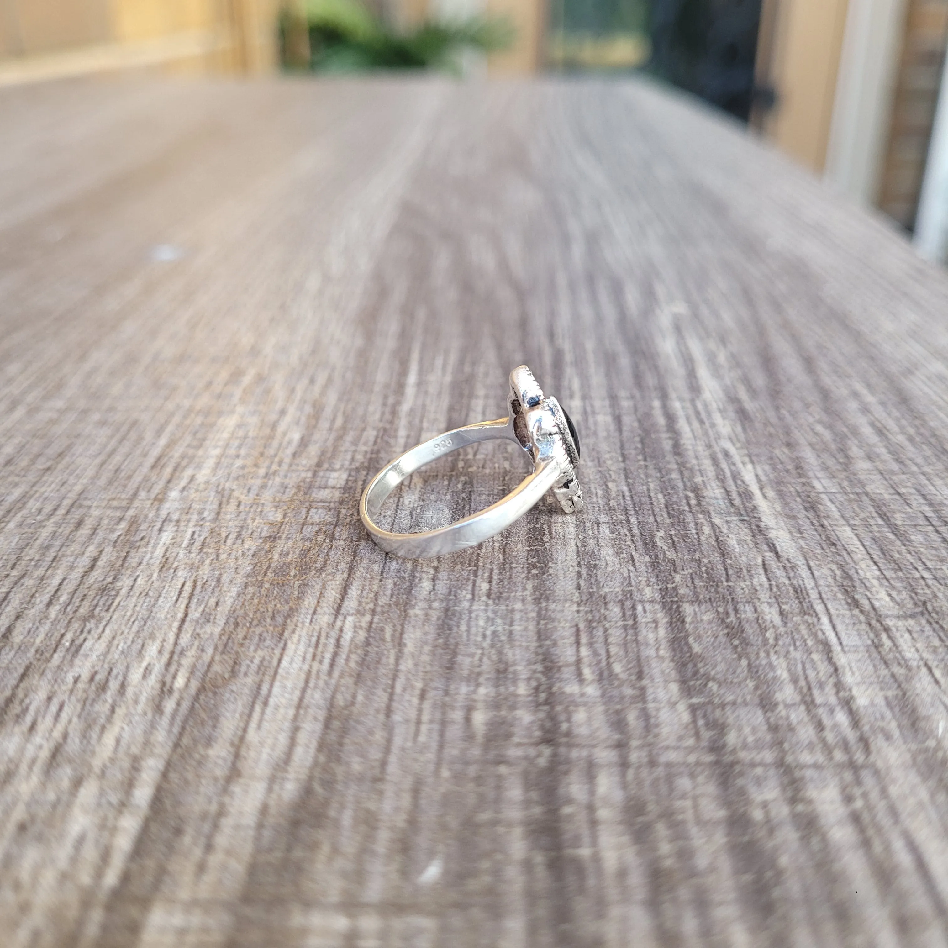 Black crystal 925 silver ring